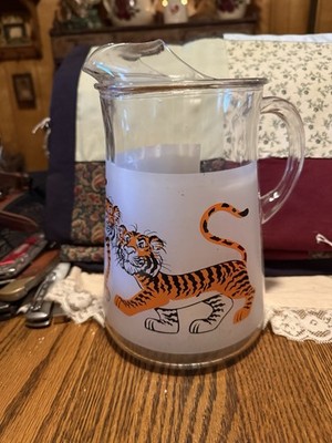 2 Qt Clear Glass Pitcher Tiger Pattern, Handle & Spout, Glossy Finish