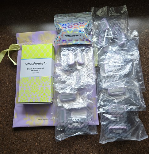 REFRESHMENTS Razor Kit + 8 packs of Refills | eBay