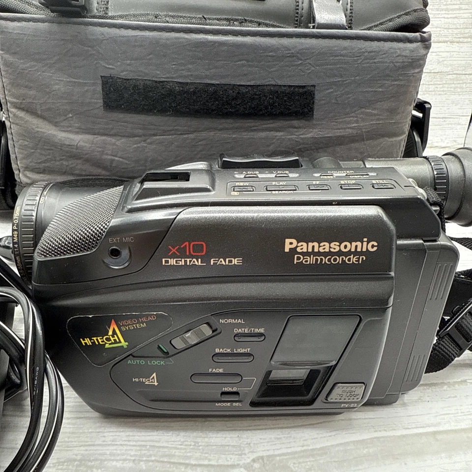 VINTAGE PANASONIC PALMCORDER X10 DIGITAL Fade PV -23 HAND HELD VIDEO CAMERA READ - Image 2 of 4