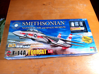 SMITHSONIAN Model F-14A TOMCAT Kit #3056