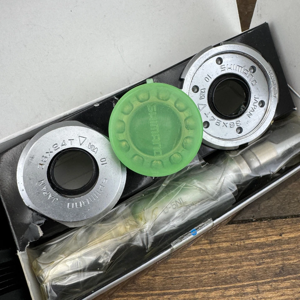 Vintage Shimano Deore XT Bottom Bracket ITALIAN NOS 70 mm 122 36x24t M730 M735 - Image 2 of 4