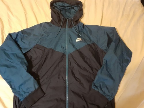 Nike Essentials Zero Windrunner Jacket 
