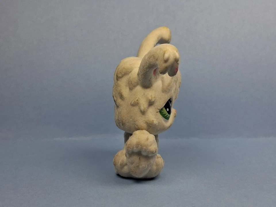 ANGORA RABBIT FUZZY WHITE BUNNY #515 - Authentic Littlest Pet Shop - Hasbro LPS - Image 4 of 4