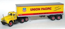 First Gear 19-1965 1:34 Die-Cast Pacific Railroad 1959 RF-200 Tractor w/Trailer