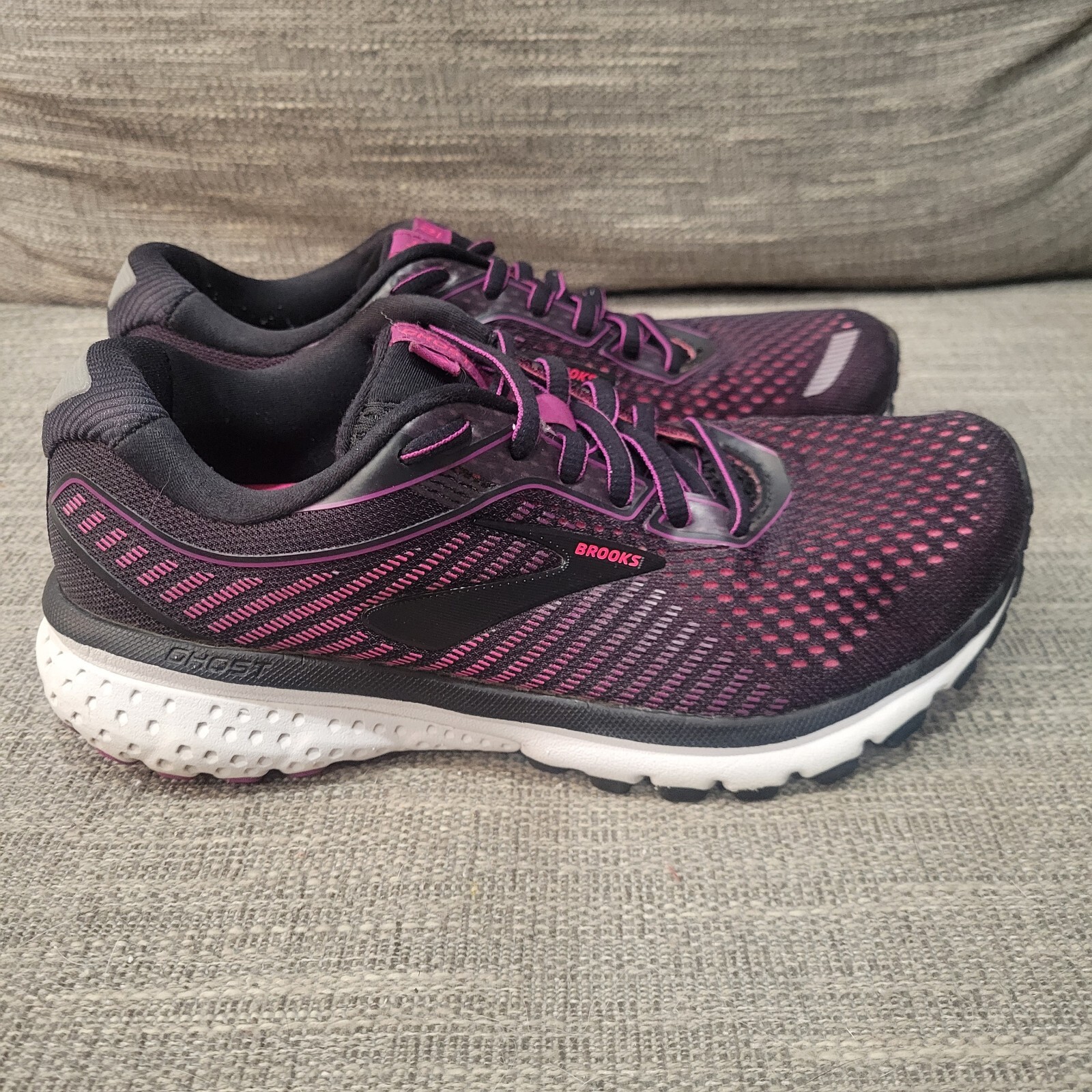 brooks ghost 12 womens size 6