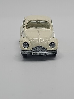 VTG Superfast 1968 Lesney Matchbox Volkswagen 1500 Saloon Bug #137