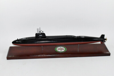 USS Mariano G. Vallejo SSBN-658 Submarine Model,Navy,20'', Mahogany, Benjamin