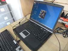 Gateway 7330GZ Laptop 4 Parts Booted Windows Hard Drive Wiped *