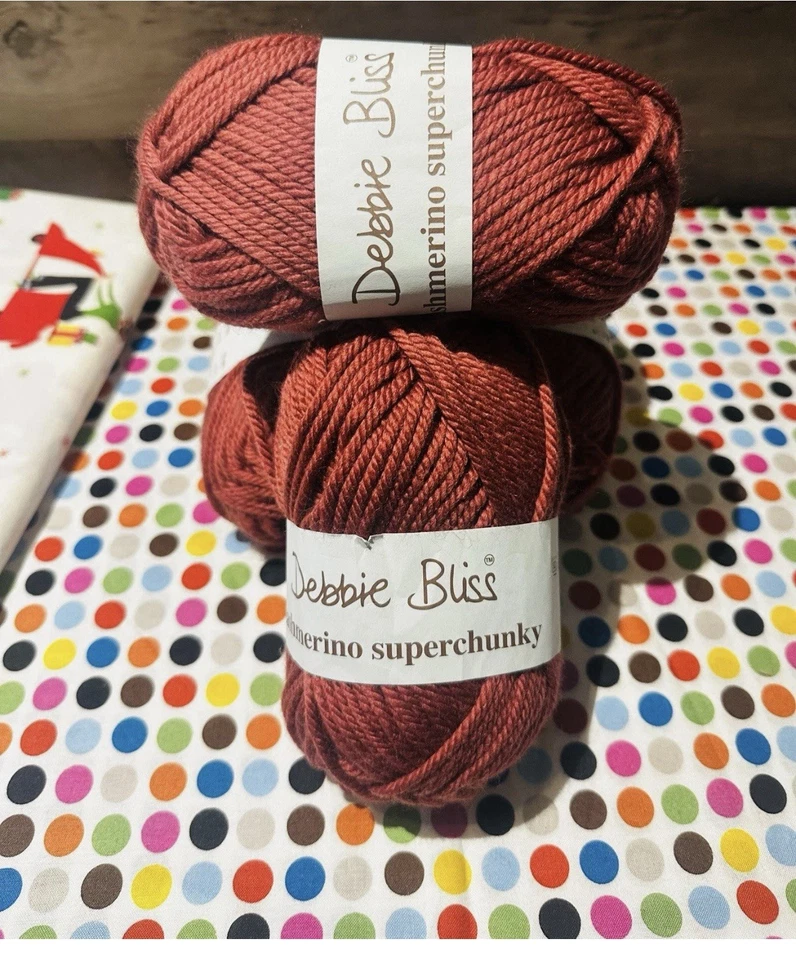 Lot of 5 Debbie Bliss Cashmerino Super Chunky Yarn. Made In Italy. Colour: 16010 - Image 4 of 4