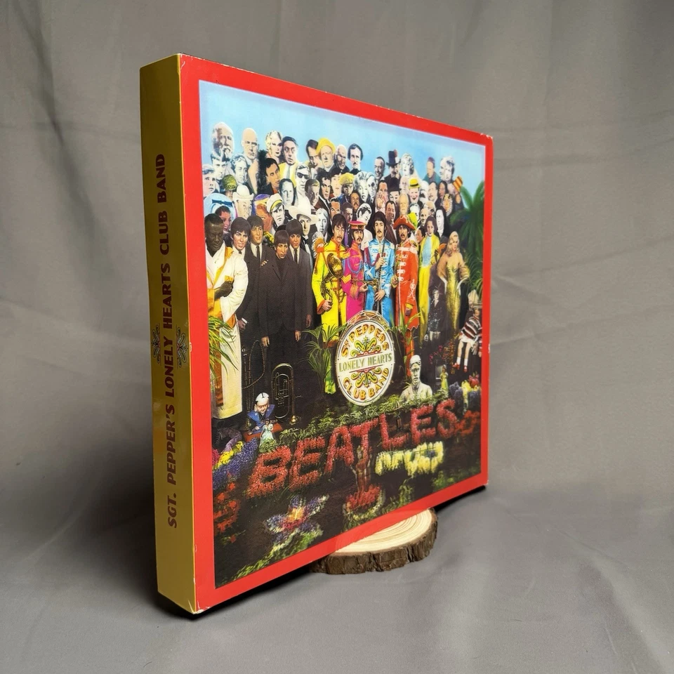 Sgt. Pepper’s Lonely Heart’s Club Band Anniversary Edition 6 Disk Super Deluxe Foto 2 de 4