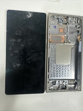 Lot of 20 Samsung S24Ultra Total Broken LCD A...