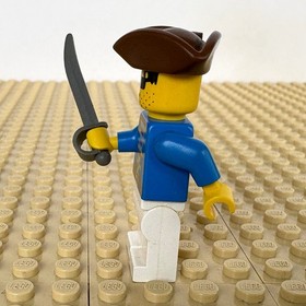 LEGO Pirates 1: Blur Jacket Pirate SWORD pi009, 6285, BLACK SEAS BARRACUDA, 1989