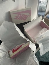 Jordan Air Jordan 1 Low x Travis Scott Sneake...