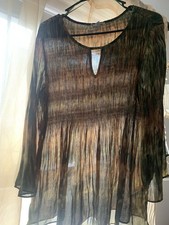 Flared sleeve medieval / renaissances style top