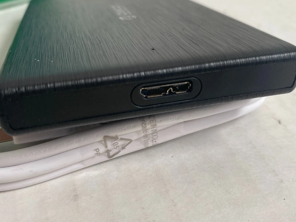 Seagate Momentus XT 750GB Serial ATA Hybrid ST750LX003 w/Orico Enclosure USB 3.0 - Image 3 of 3