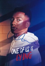 CHIBUIKEM UCHE signed Autogramm 20x30cm ONE OF US IS LYING in Person autograph
