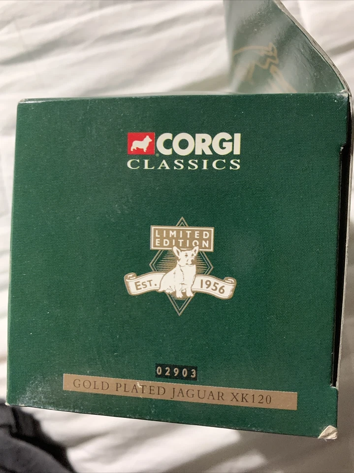 Corgi Classics 02903 Gold Plated Jaguar XK120 Mint in Box Ltd Edition - Image 3 of 4