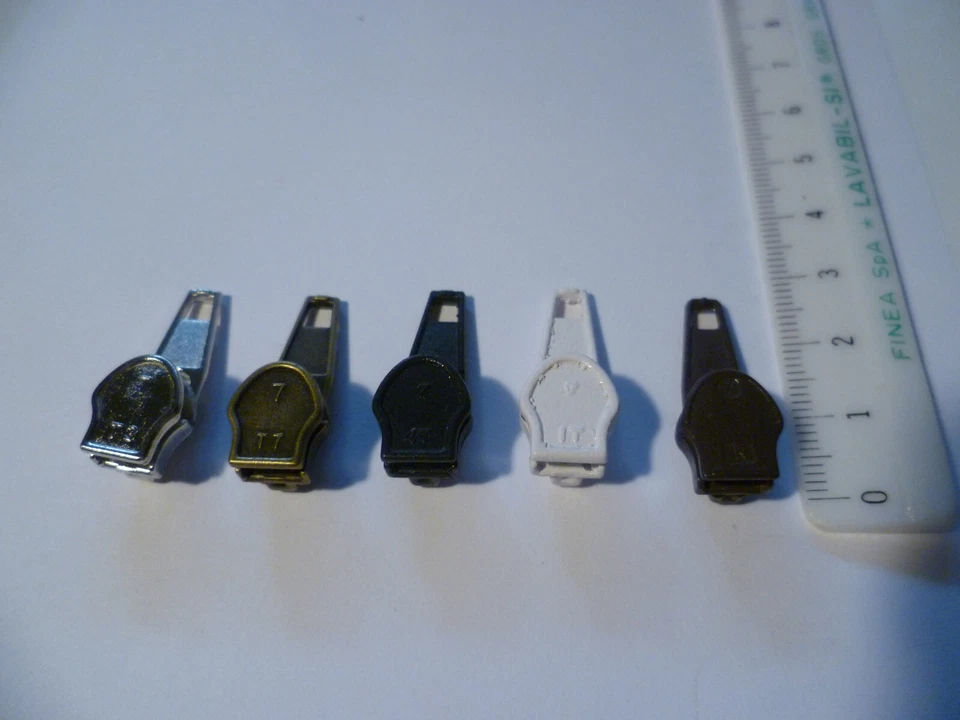 1 Cursore metallo Auto Bloccante N° 7 x cerniera NAYLON SPIRALE 6 mm VARI COLORI - Immagine 3 di 4