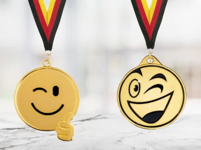 THOST Kindermedaillen für Kindergeburtstag Kinderpary mit Beschriftung 5 oder 10 Stück