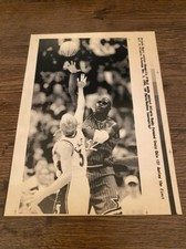 authentic SHAQUILLE O'NEAL vs. Craig Ehlo Type 3 wire press photo 1994 NBA
