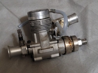 VINTAGE OS MAX 40 MARINE NITRO ENGINE USED NICE CONDITIONS RARE !!!! DONT MISS!!