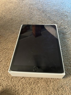 Apple iPad (8th Generation) A2429 32 GB, Wi-Fi + 4G, 10.2 in