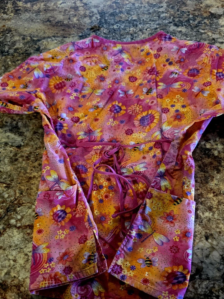 Cherokee Inspired Comfort Women`s Floral Short Sleeve V Neck Scrub Top - Image 2 of 4