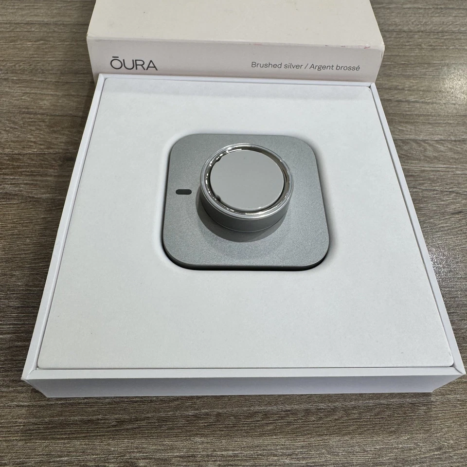 Oura Ring Gen 4 Size 14 Brushed Silver - Brand new  - Image 3 of 4