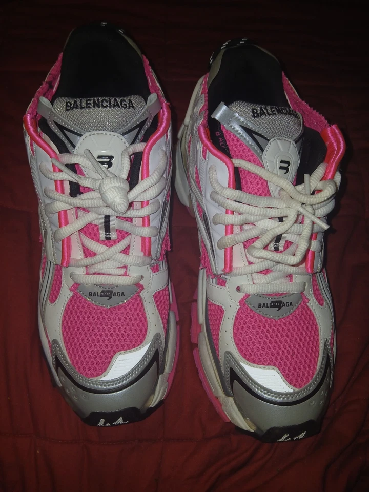 Balenciaga Runner Gradiant Sneakers — US size 8 / UK size 7 — Never Worn or Used - Image 3 of 4
