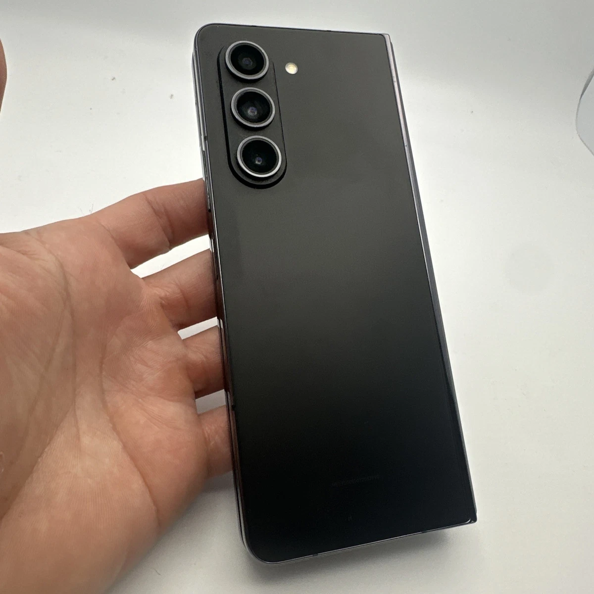 Preços baixos em Samsung Galaxy Z Fold5 512GB | eBay