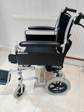 Drive DeVilbiss Healthcare LAWC002 18" Lightweight Folding Wheelchair - Black