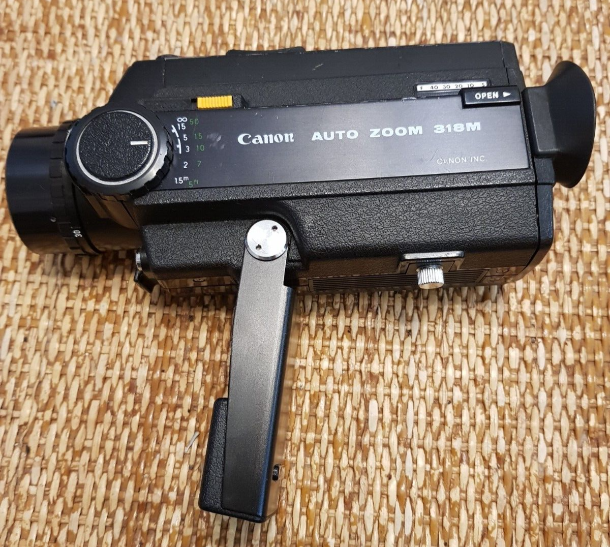 Canon Auto Zoom 318M Super 8 Movie Camera Original Big Case Canon Auto Zoom 318M Super 8 Movie Camera Original Big Case