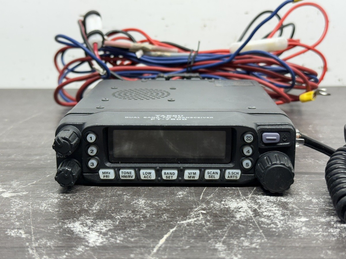 Yaesu FT-7800R VHF/UHF Dual Band FM Mobile Transceiver