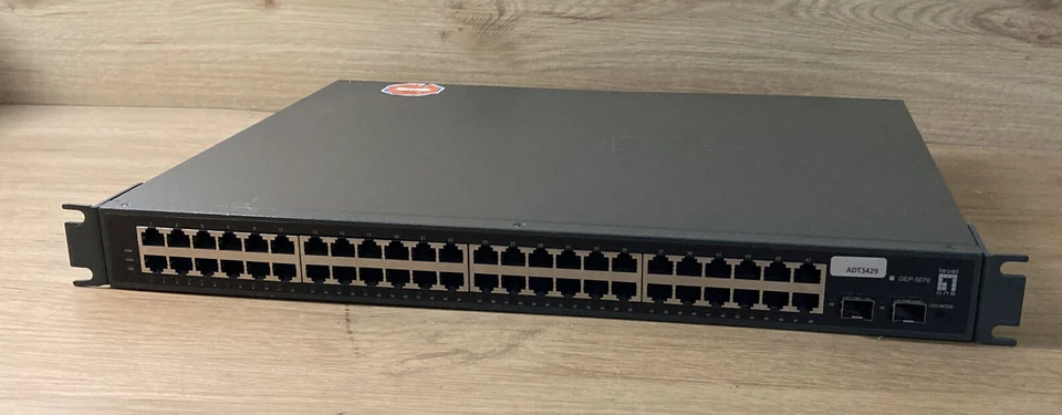 LevelOne GEP-5070 GEP5070 48 GE PoE-Plus + 2 GE SFP L2 Managed Switch 2