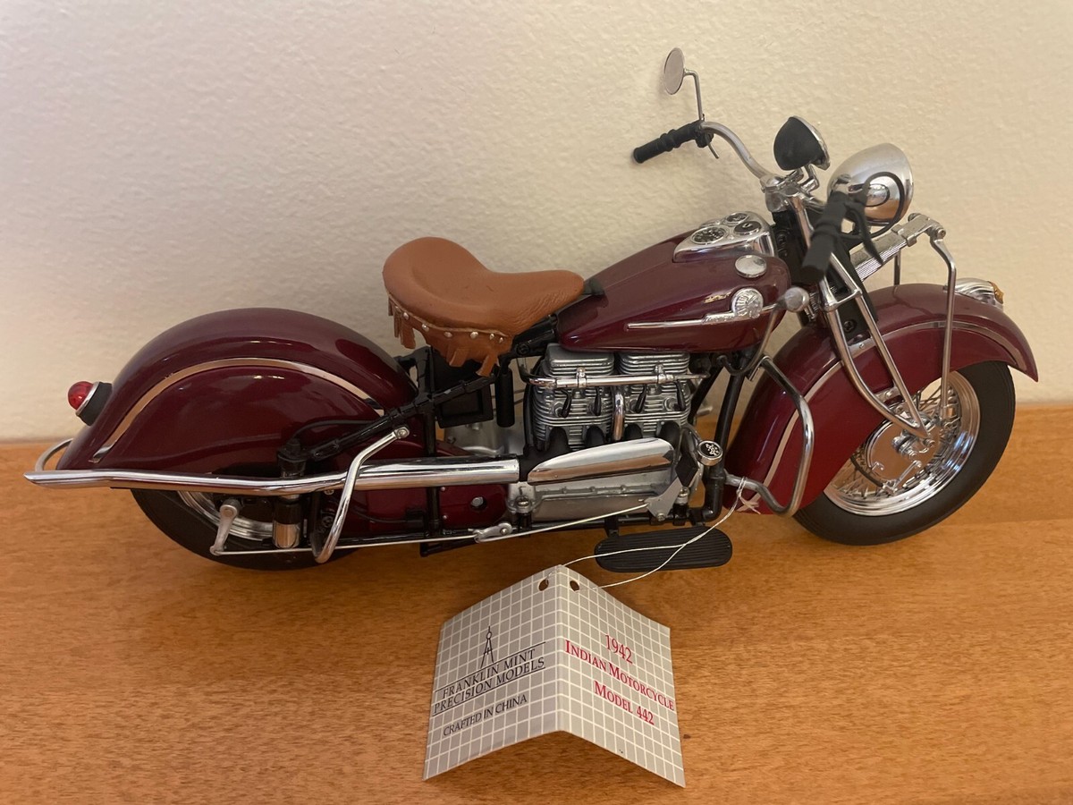 Franklin Mint 1942 Harley-Davidson Indian Motorcycle Model Franklin Mint 1942 Harley-Davidson Indian Motorcycle Model