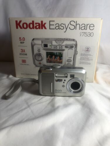 Appareil photo numérique 5,0 mégapixels Kodak EasyShare CX7530 argent zoom 3 x 15 x avec boîte (pièces) - Photo 1 sur 10