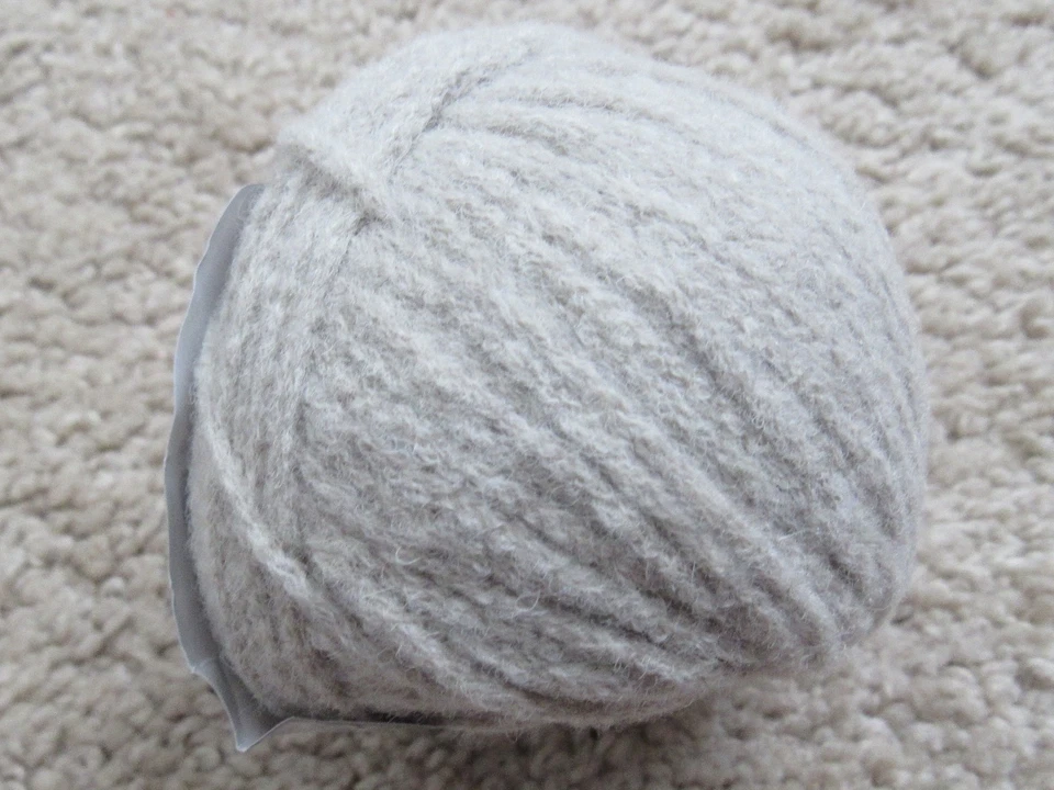 New 7 Skeins Ice Yarns  "Baby Alpaca Marino " - Image 3 of 4
