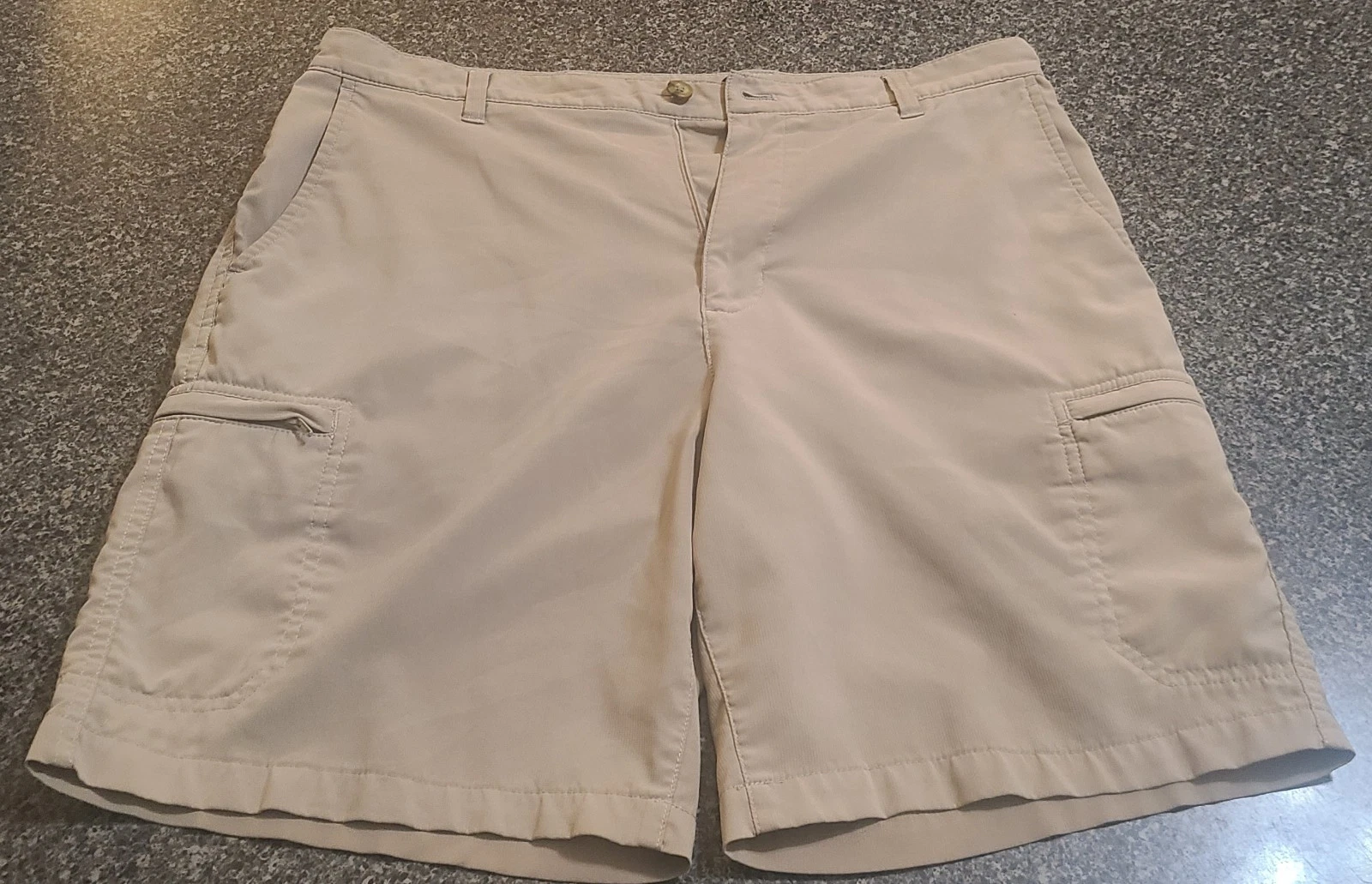 Chaps Golf 78 Khaki Mens Shorts/ Size 34