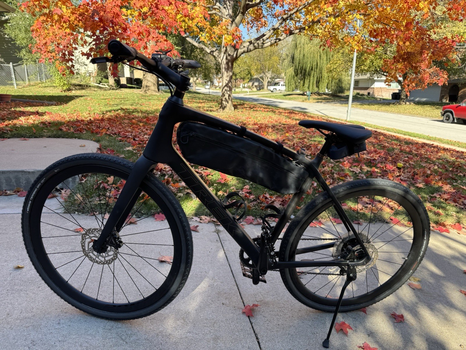 2023 Trek FX Sport 6 Bike Carbon Frame Fork & Wheels - Frame