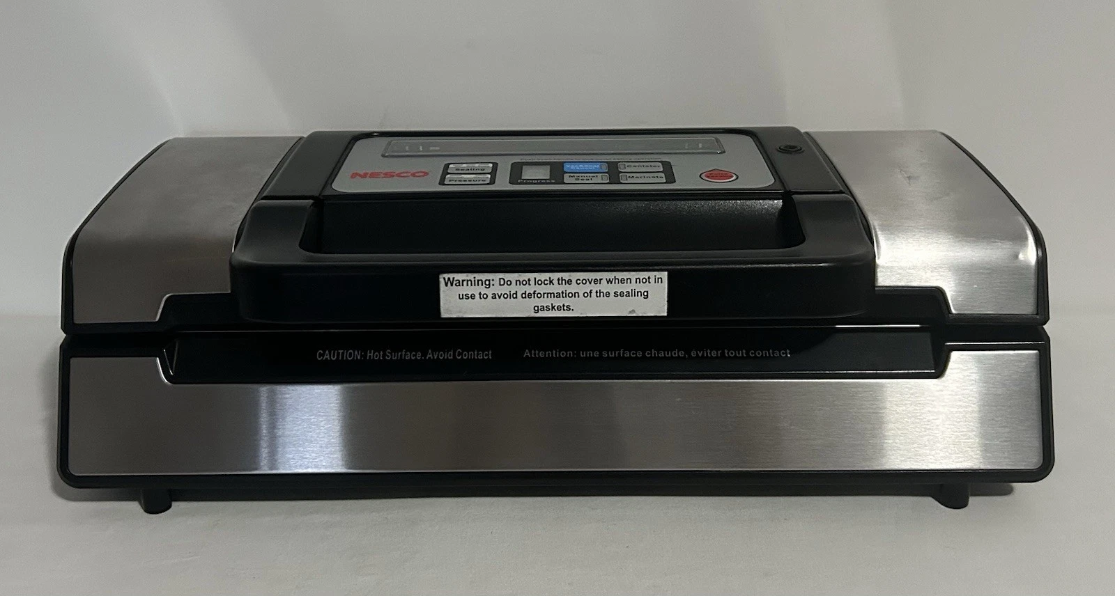 Nesco Deluxe Electric Vacuum Sealer VS-12 Silver Food Preservation | TESTED
Opens in a new window or