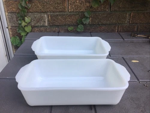 VTG Anchor Hocking 2  Fire King Milk Glass 1QT Loaf Pan / Casserole Dish 1409