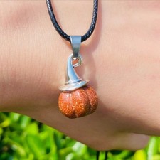 NGZ3-Crystal Carved Pumpkin Gold Sand Stone Pendant Necklace Healing Stone 1pcs