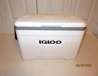25 QT Marine Hard Sided Cooler Insulated Hard Shell Ice Chest White