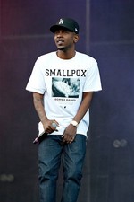 Kendrick Lamar performs at Lollapalooza 2013 at Grant Park on Augu- Old Photo 5