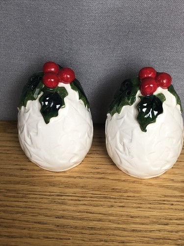Lefton Vintage White Holly Berry Christmas Salt & Pepper Shakers, #6061 With Tag - Picture 4 of 8