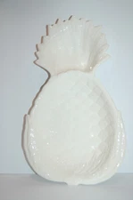 WHITE GLAZED CERAMIC PINEAPPLE PLATE CHIP AND DIP SERVING DISH ITALY TROPICAL