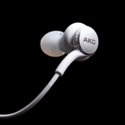 Genuine AKG EO-IG955 In-Ear Headphones Wired Classic Earbuds Inline Remote & MIC