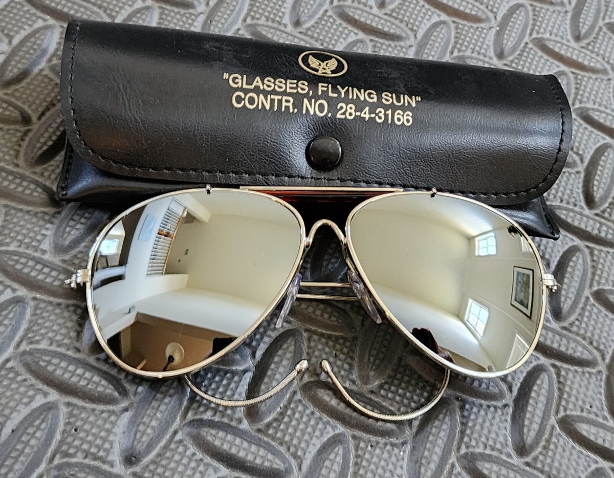 Aviator Air Force Style Mirrored Sunglasses with Case