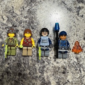 Lego Dino 5882 + 5883 And Jurassic World 75915 + 75916 Near Complete