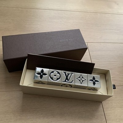LOUIS VUITTON 2011 VIP Gift Limited Christmas Novelty Authentic Cube Dice Game